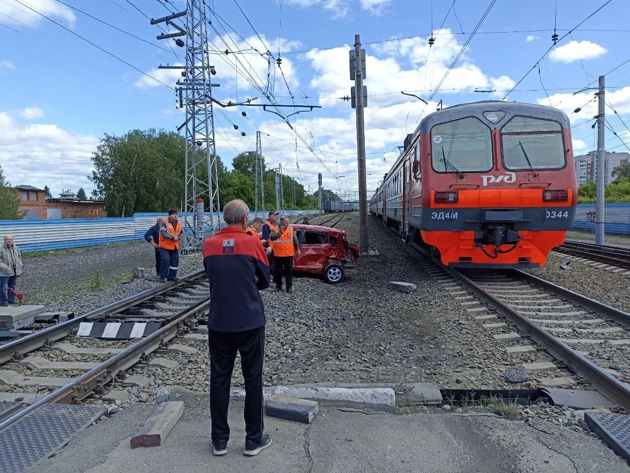 Электрички. Авария на железной дороге. Железнодорожная авария. Электропоезда искитим