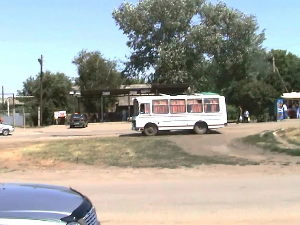 Точная погода новоаннинский. Г Новоаннинский Волгоградская область. Новоаннинский Колхозный рынок, Новоаннинский. Привокзальная площадь г Новоаннинского. Старый Новоаннинский.