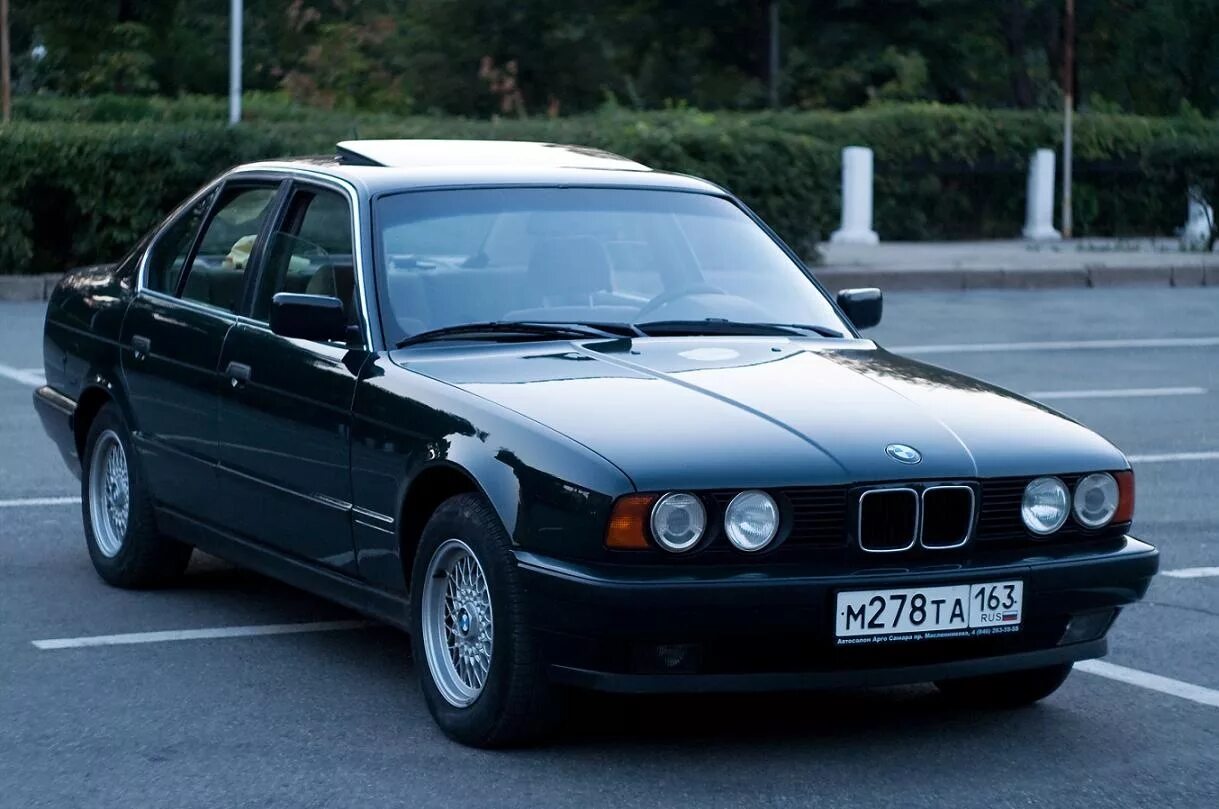 БМВ 520 34 кузов. BMW 5 e34. БМВ 520 I е34. БМВ м5 1990.