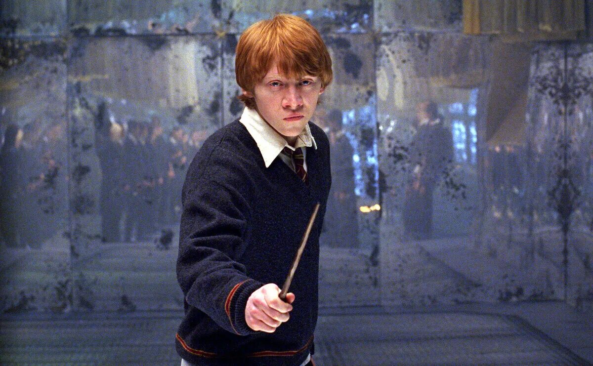 Рон уизли. Рон уизли арт по книге. Рон уизли. Книга рона уизли. Руперт гринт harry potter.