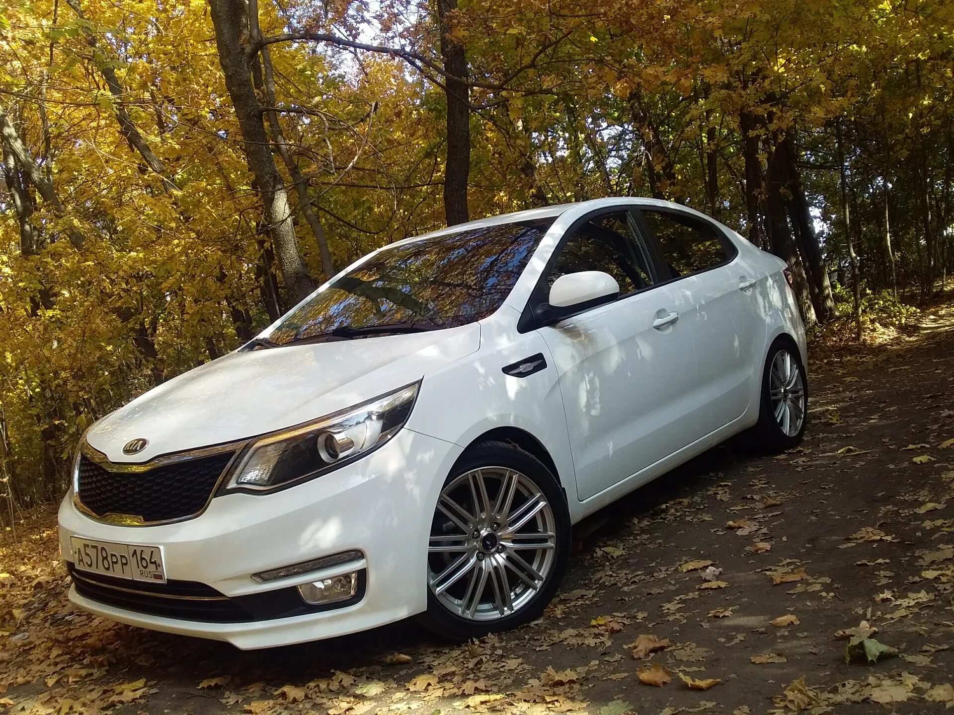 Kia Rio r17. Kia Rio 3 r17. Kia Rio 2016 r17. Киа Рио 3 на 17. Rio 17