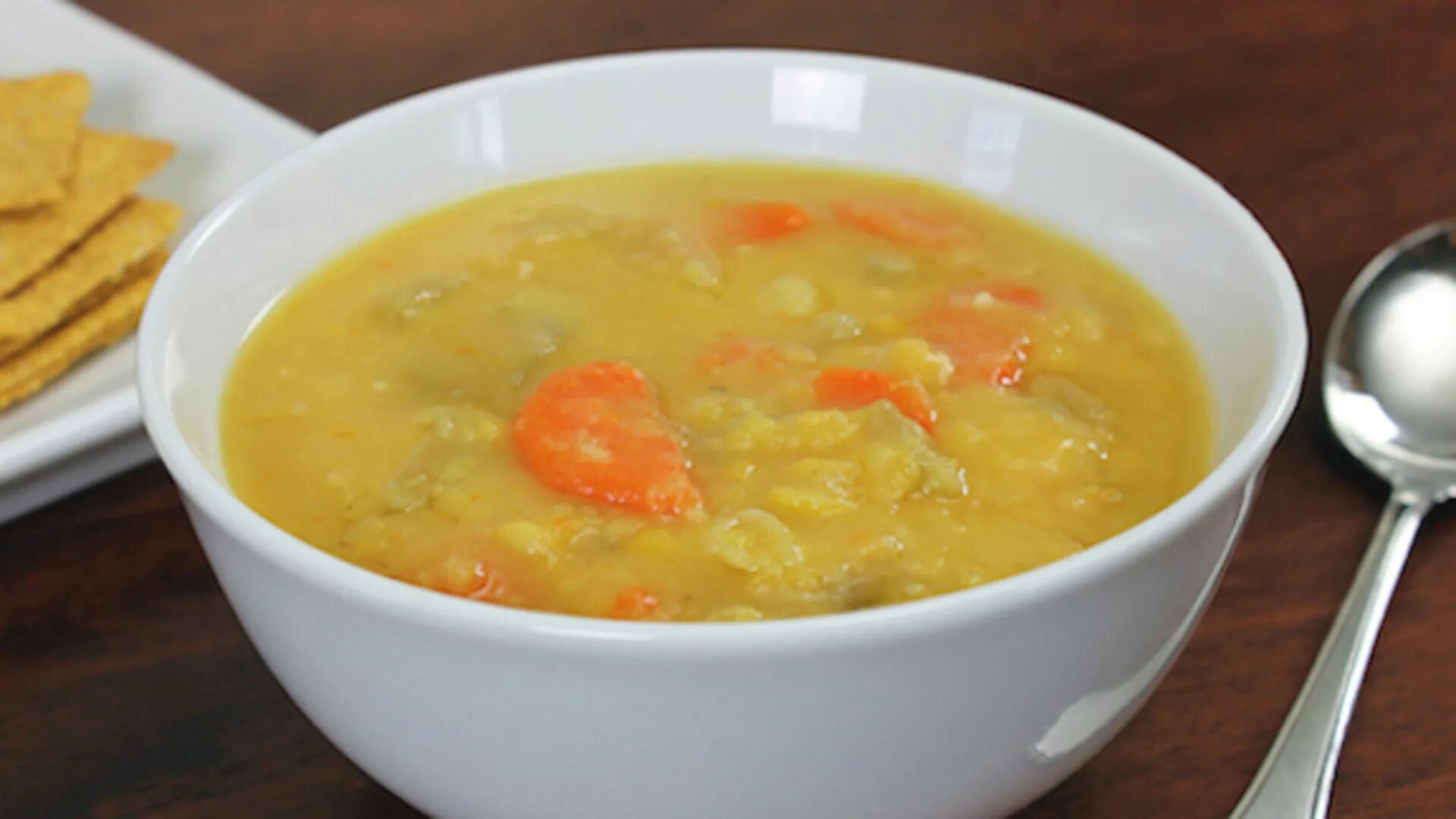 Суп гороховый. Гороховый суп фото. Горох для супа. Гороховый суп с мясом.