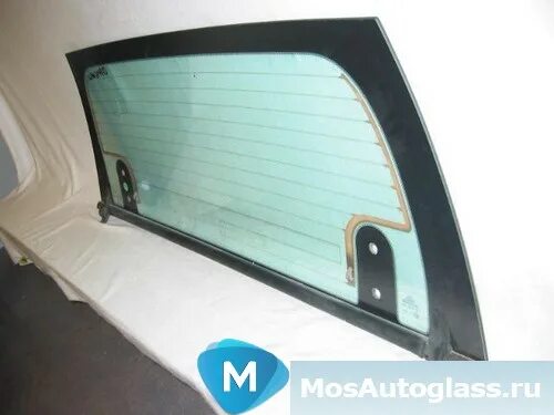 Опель фронтера заднее стекло. Стекло заднее опель фронтера б. Пятая дверь frontera b. Стекло крышки багажника фронтера b. Стекло заднее фронтера.
