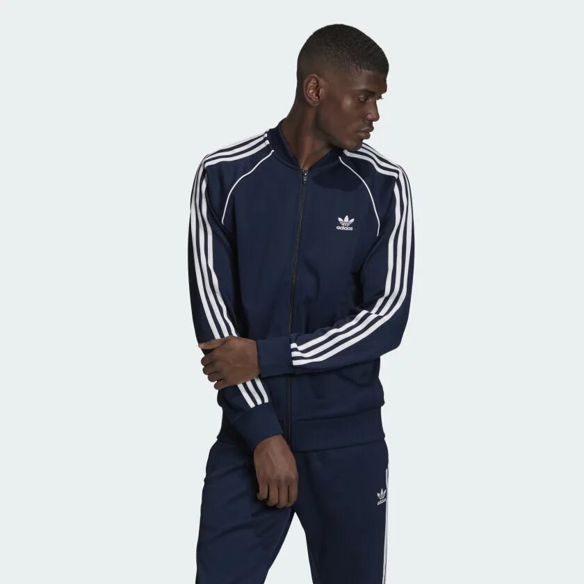 Adidas originals adicolor classics. Олимпийка adicolor classics primeblue sst. олимпийка sst adidas originals. олимпийка адидас sst мужская. adidas originals sst tt олимпийка.