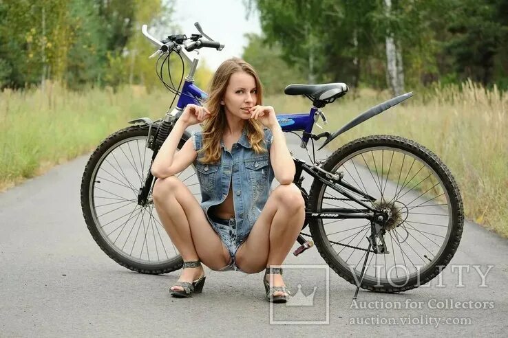 Девушка На Велосипеде Эротика