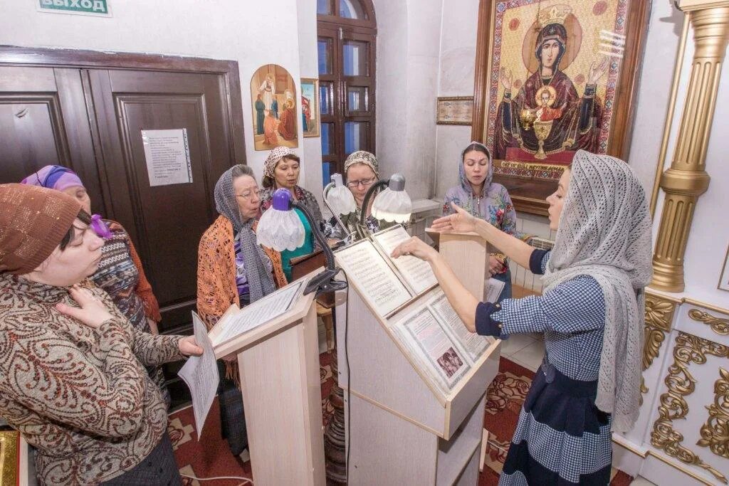 Библиотечный прихожанин 7. Роман сиз саратов. Попова таисия ивановна учитель с всехсвятское. Борисов писатель. Библиотечный прихожанин 7.