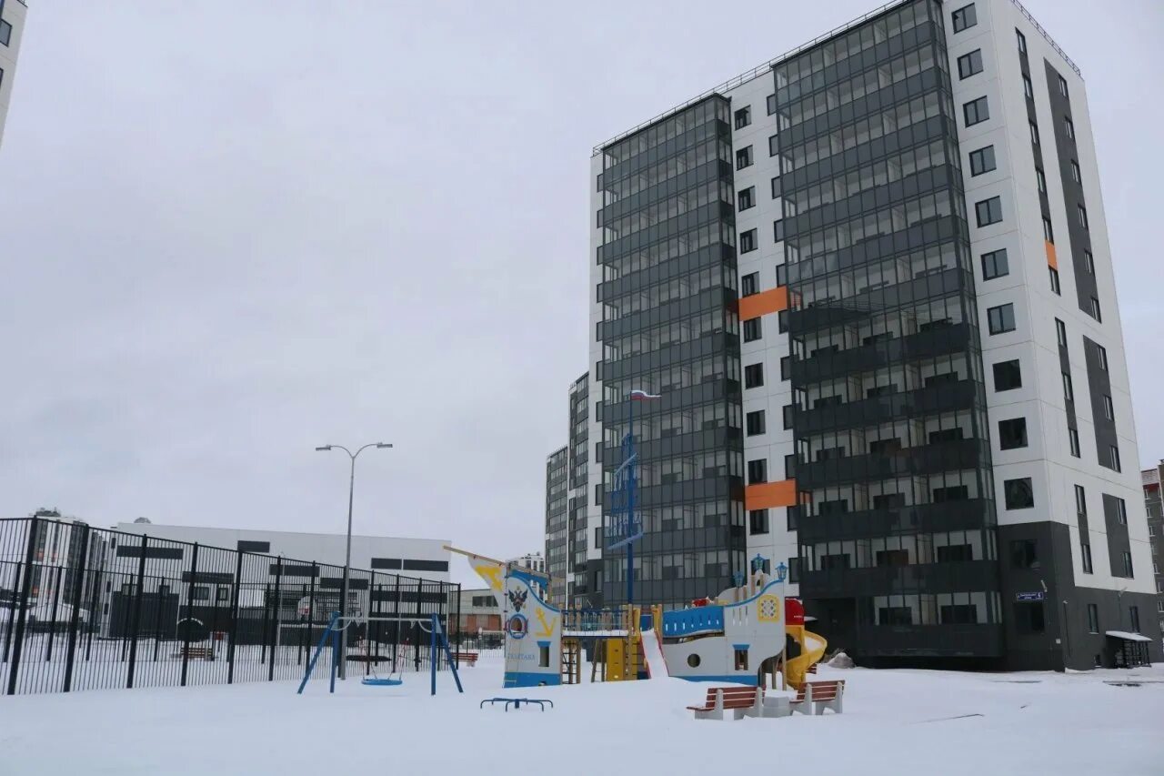 Ук новоселье. Жк новоселье строительный трест. Поселок новоселье невская. Ленинградская область г п новоселье. Городской поселок новоселье ленинградская область.