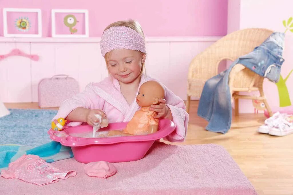 мытье куклы. кукла беби борн bathtub surprise. купание куклы. ванночка для беби борн. кукольная ванна беби борн.