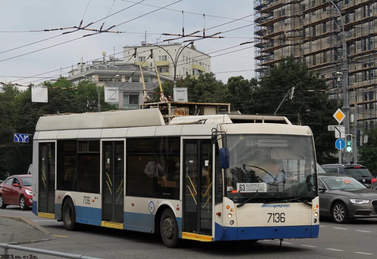 Zhongtong lck6125. Красноярский автобус 63. Автобус ивеко (18), м129нр152. Автобус 111 воронеж рамонь. Маршрут 63н.