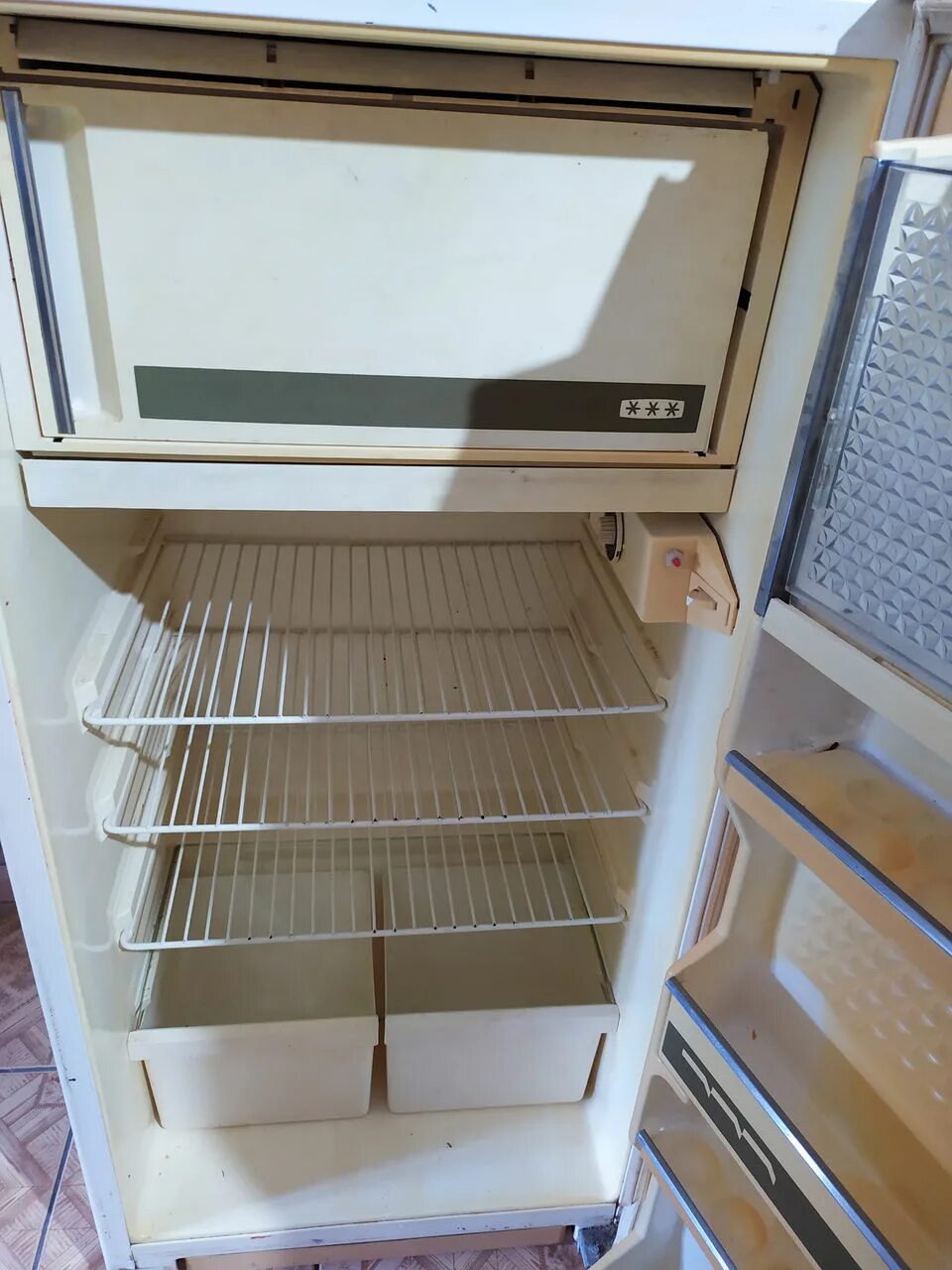 Холодильник Атлант - купить в Санкт-Петербурге, цена 7 900 руб., продано 29 апре
