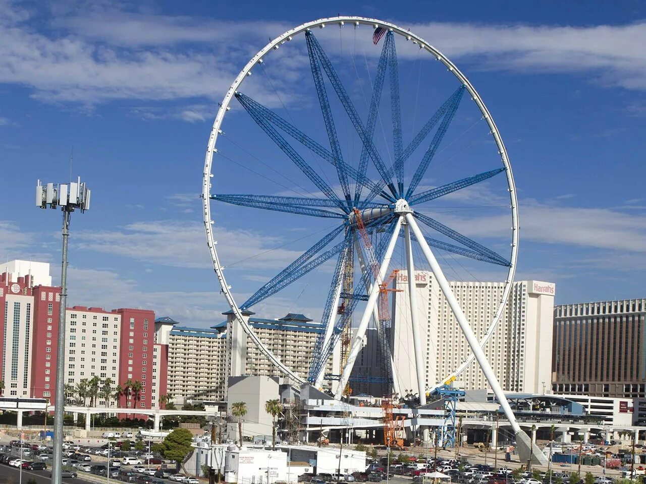 Топ высоких колес обозрения. Las vegas high roller колесо обозрения. Топ высоких колес обозрения. Самое большое колесо обозрения. Топ высоких колес обозрения.