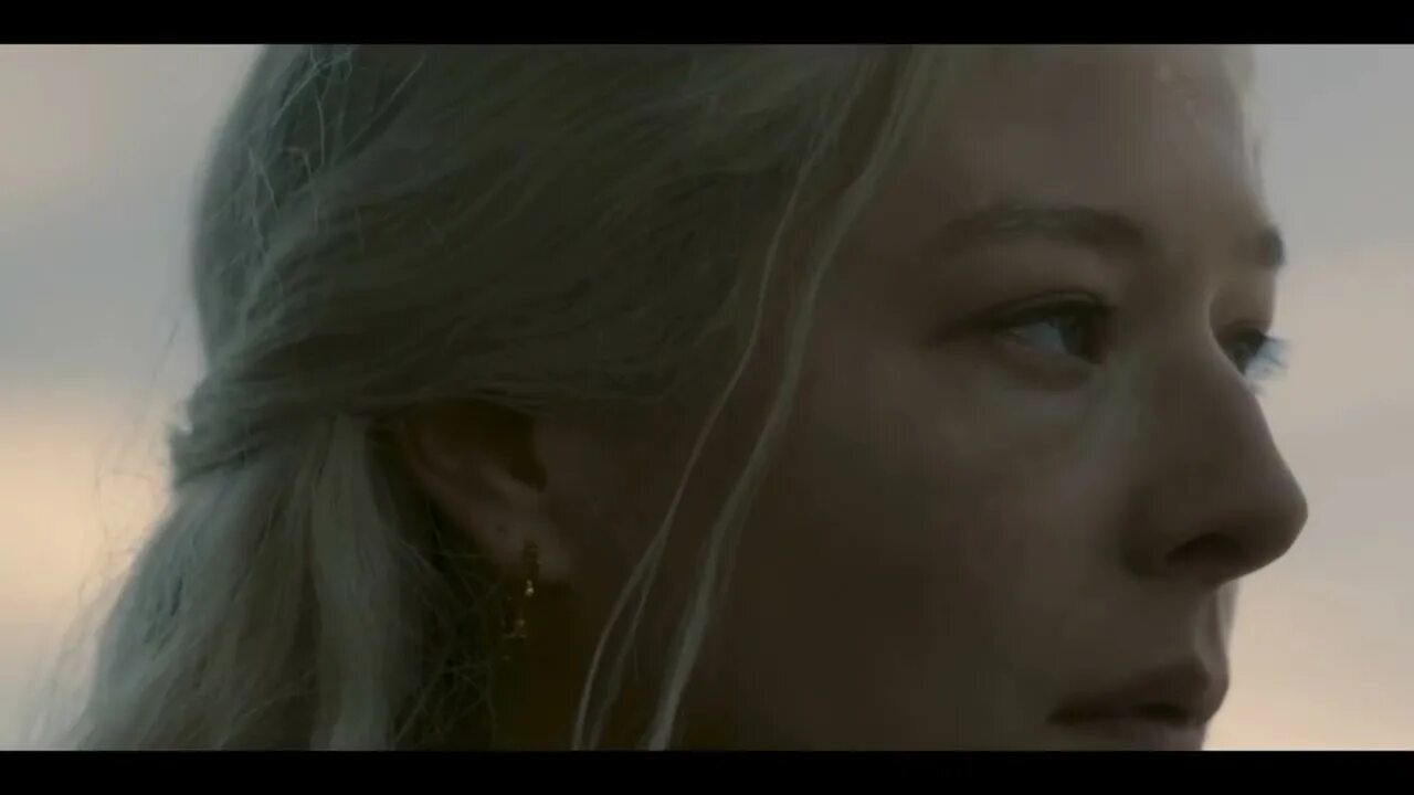 Rhaenyra targaryen house of the dragon. От кого дети у рейниры таргариен. Король визерис таргариен. Джон сноу таргариен. От кого дети у рейниры таргариен.