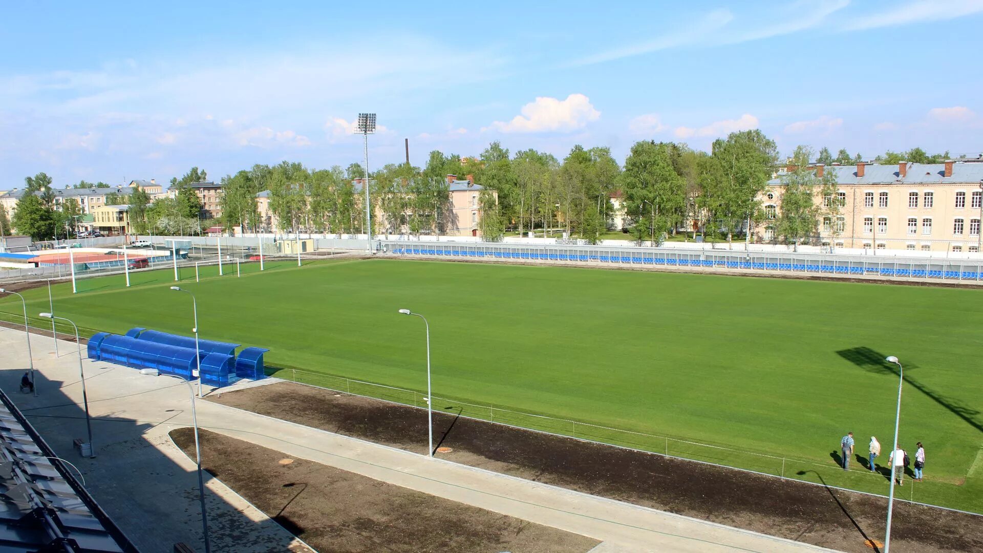 Стадион пр. Гатчина футбольный стадион.