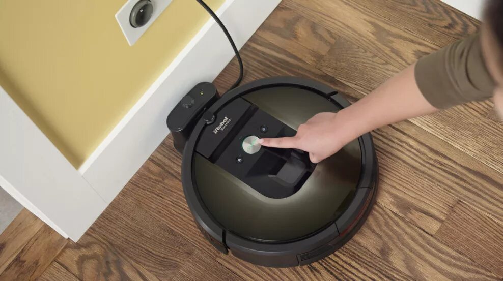 Сколько заряжается робот. Робот-пылесос irobot roomba 980. румба 980 робот пылесос. робот-пылесос irobot roomba 981. irobot roomba 980 комплектация.