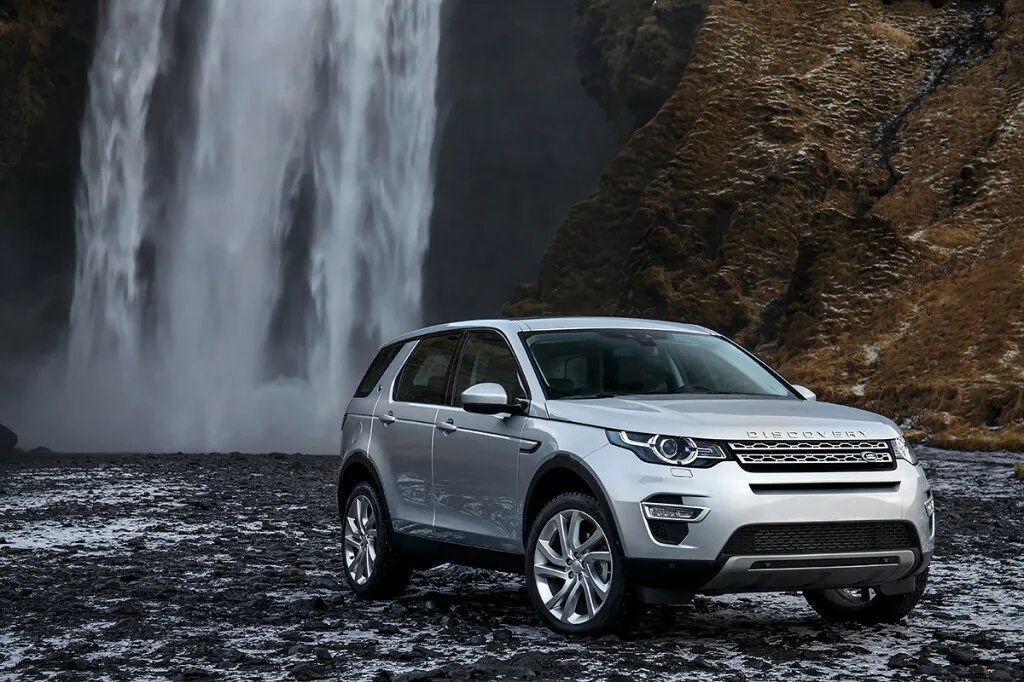 Land Rover Discovery Sport 2015. Ленд Ровер Дискавери 2015. Новый ленд Ровер Дискавери спорт.