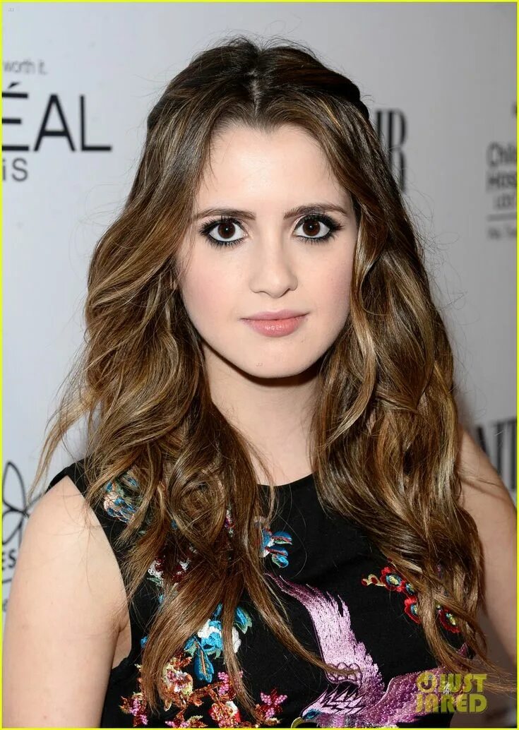 Марано биография. Марано биография. Лорой заззарой. Марано мардегано. Laura marano in 2004.
