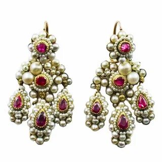 Rococo pearl