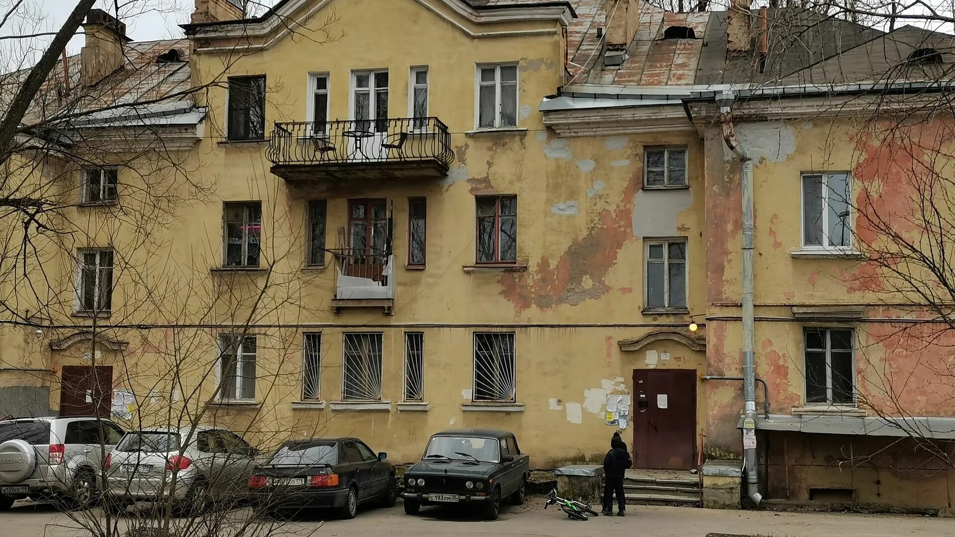 Капремонт спб 2025. Колпино дома. фонд капремонта петербурга. колпино старые дома. колпино улица загородная дом 62.