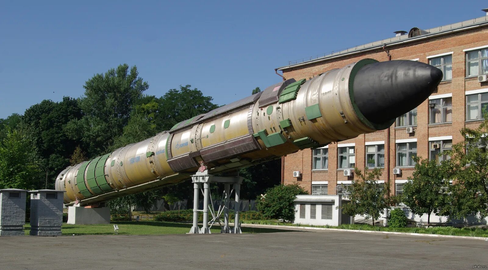 Самая первая баллистическая ракета. Межконтинентальная баллистическая ракета РС-20 «Воевода». Межконтинентальная баллистическая ракета р36м2. Межконтинентальная баллистическая ракета р-36м “Воевода”. Р-36м2 «Воевода».