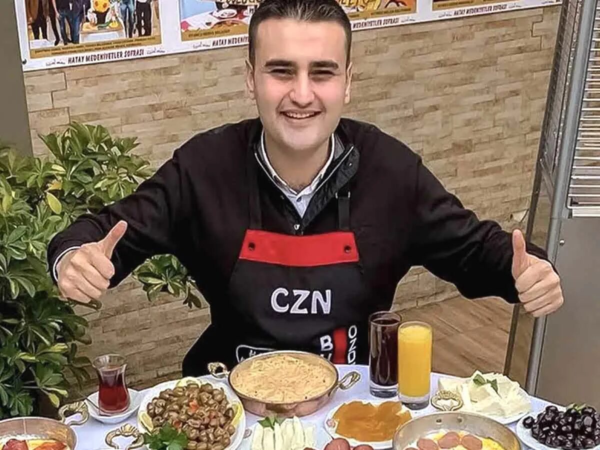 Burak özdemir. Burak Оздемир. Шеф-повар Бурак Оздемир. Бурак czn. Повар турок Бурак Оздемир.