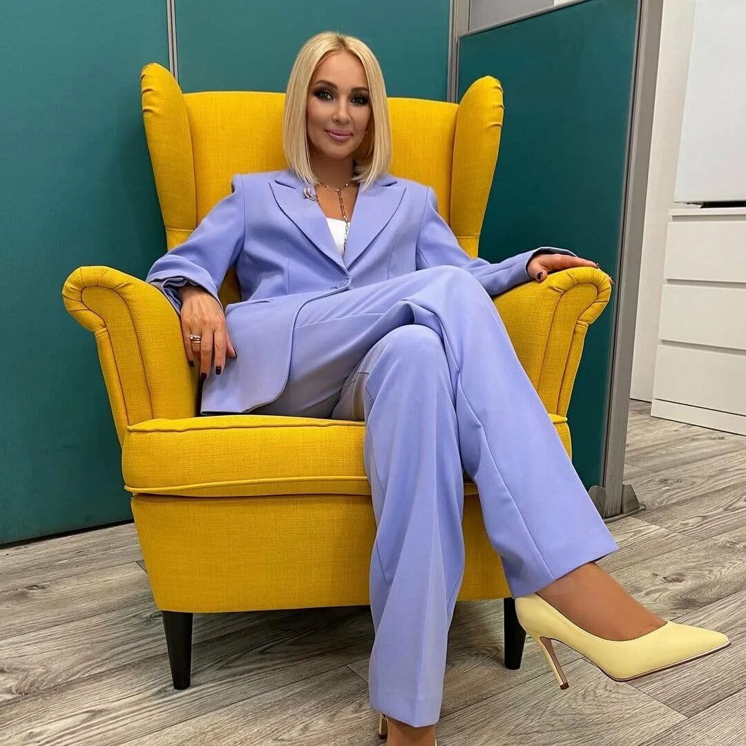 Лера кудрявцева. Сколько лере кудрявцевой в 2023. Кудрявцева 2021. Лера кудрявцева. Телеведущая лера кудрявцева.