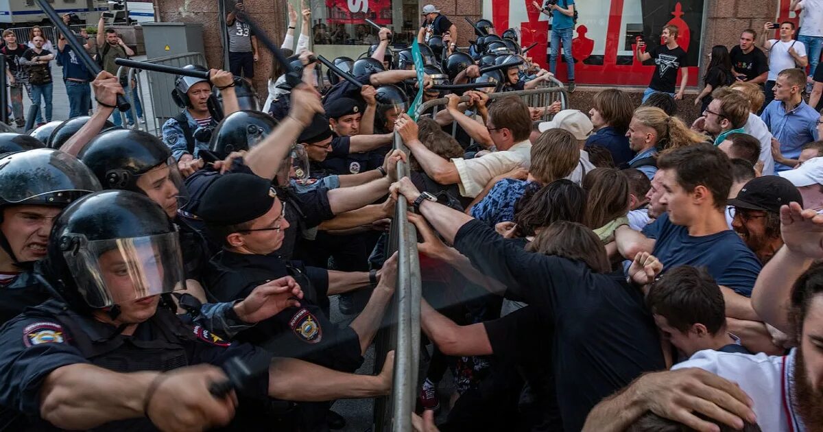 Антивоенные митинги в москве 24 февраля 2022. Митинг в москве. Москва митинг 27. Митинг 27 июля 2019 в москве. Москва митинг 27.