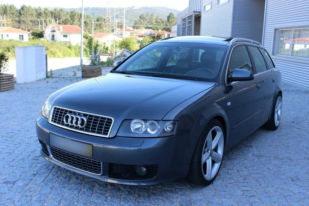 Купить ауди б4 1.9 тди. Audi a4 b6 avant s-line. Audi a4 b6 Sline. Audi a4 1.9 TDI 2000. Audi a4 2008 1.9 TDI.