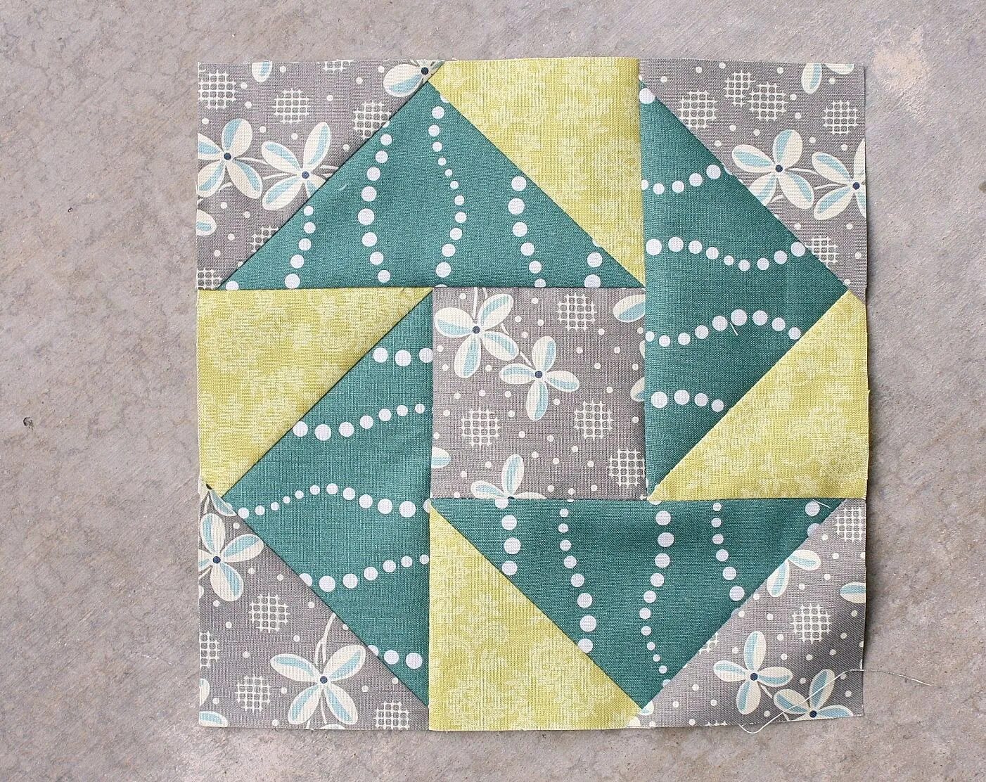 Блок шитья. Пэчворк блоки для одеяла. Миссури квилт пэчворк. Пэчворк каирская ночь. Пэчворк блок квилт.