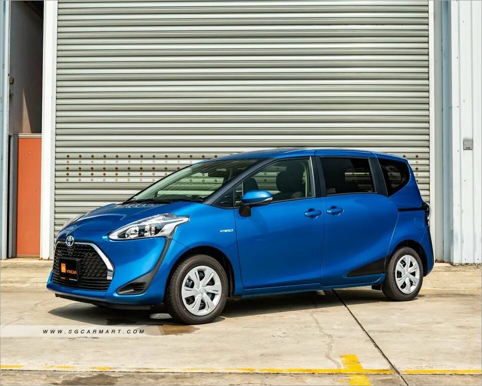 Toyota Sienta 2015 Hybrid. Toyota Sienta Hybrid g. Toyota Sienta Hybrid 2018. Тойота Сиента гибрид 2018. Hybrid g