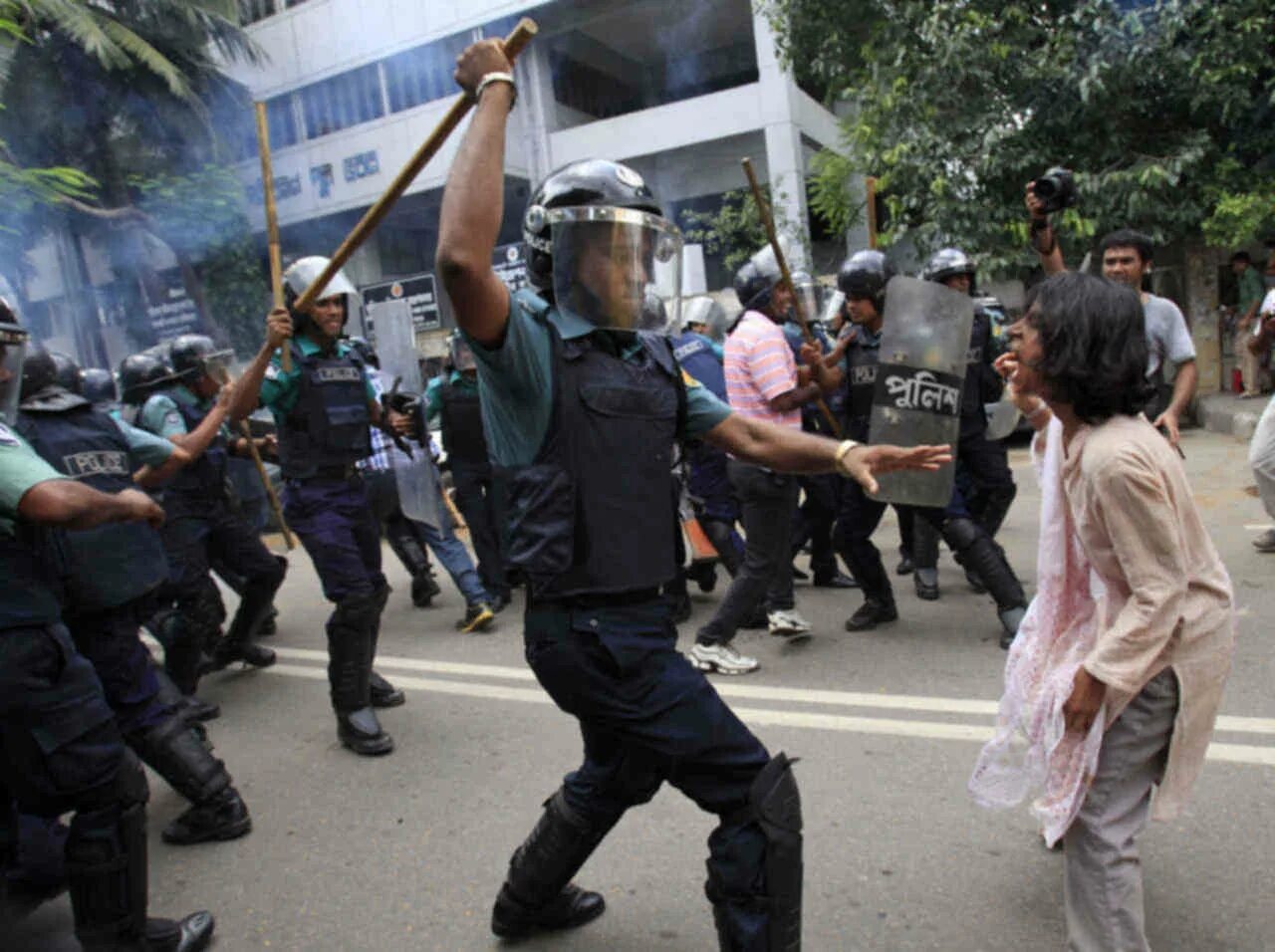 The mercury riots in solstice 2025
