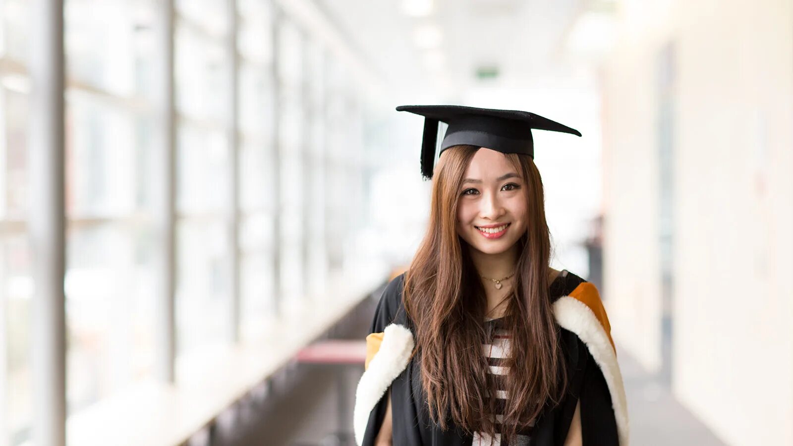 Японские выпускники. Японцы выпускники. Asian student Graduate. Master student