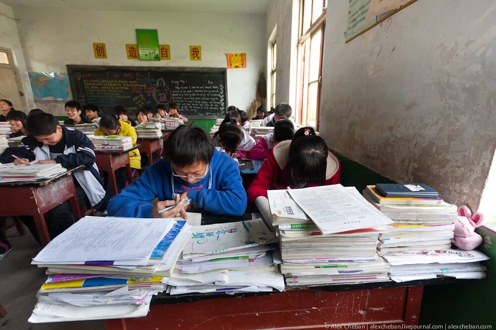 Средняя школа в китае. Ученики в китае. Старшая школа в китае. Работа в школе в китае. Образование в китае школа.