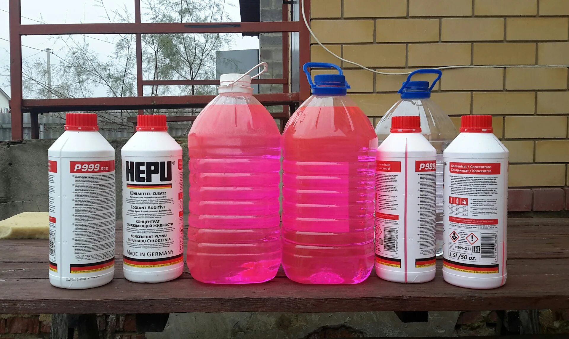 Разбавил антифриз дистиллированной водой. HEPU концентрат g11 1.5 литра. Концентрат HEPU красный. Концентрат Хепу красный. Антифриз HEPU 325.0 красный.