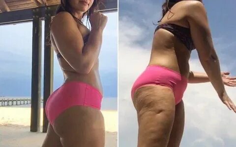 Қыздар көлікте өтіп бара жатқандардың бәріне жұлқылайды.