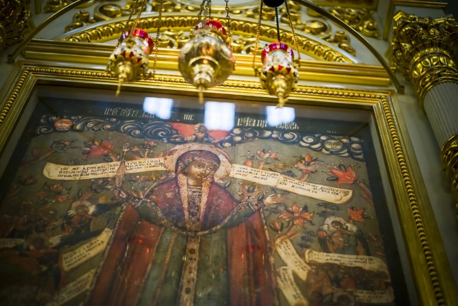 Свияжск икона всех скорбящих радость. Икона скорбящих радость свияжск. Свияжская богоматерь икона. Икона богородицы всех скорбящих радость. Икона скорбящих радость свияжск.