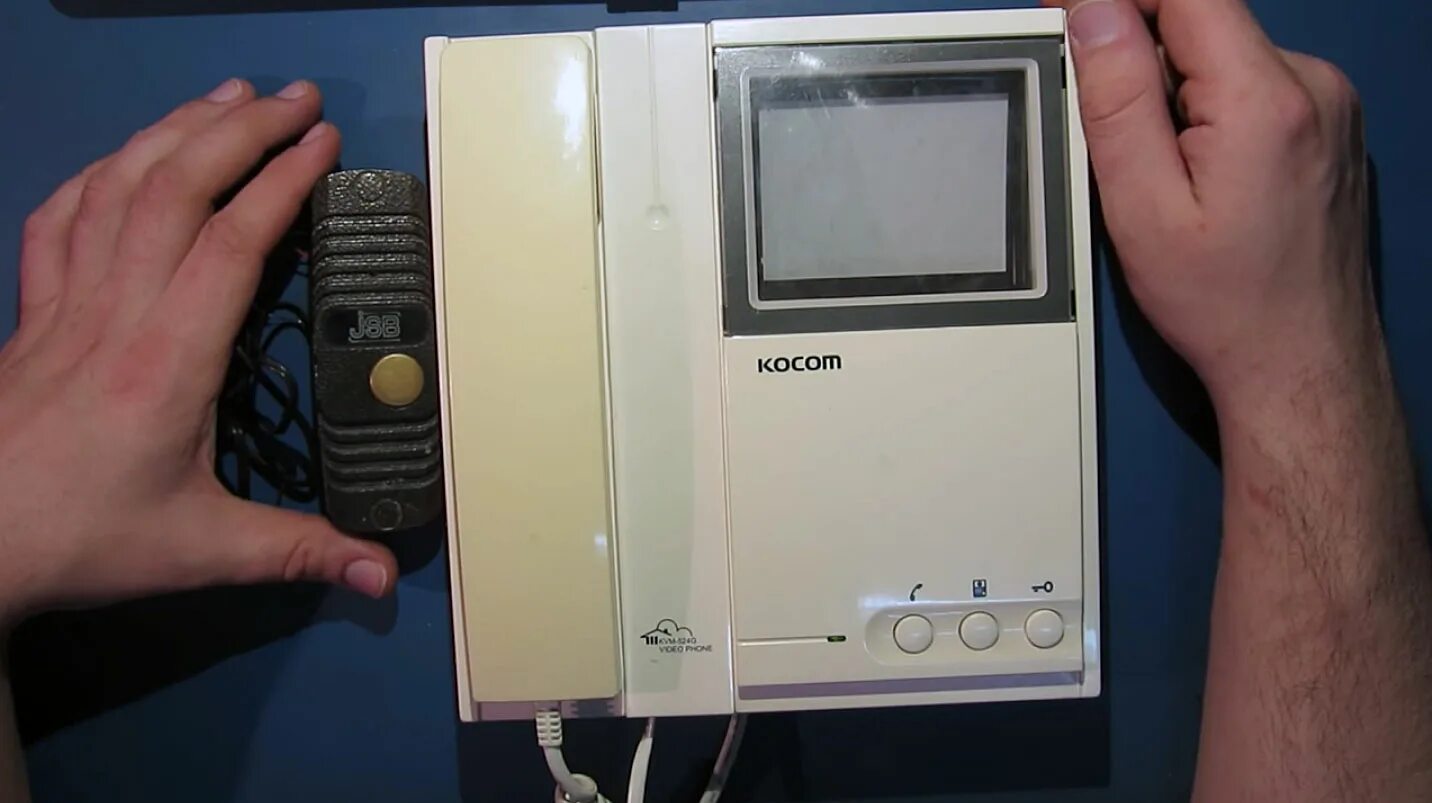 Домофон Kocom. Kocom KVM-524. Kocom KMB 600. Домофон квартирный.