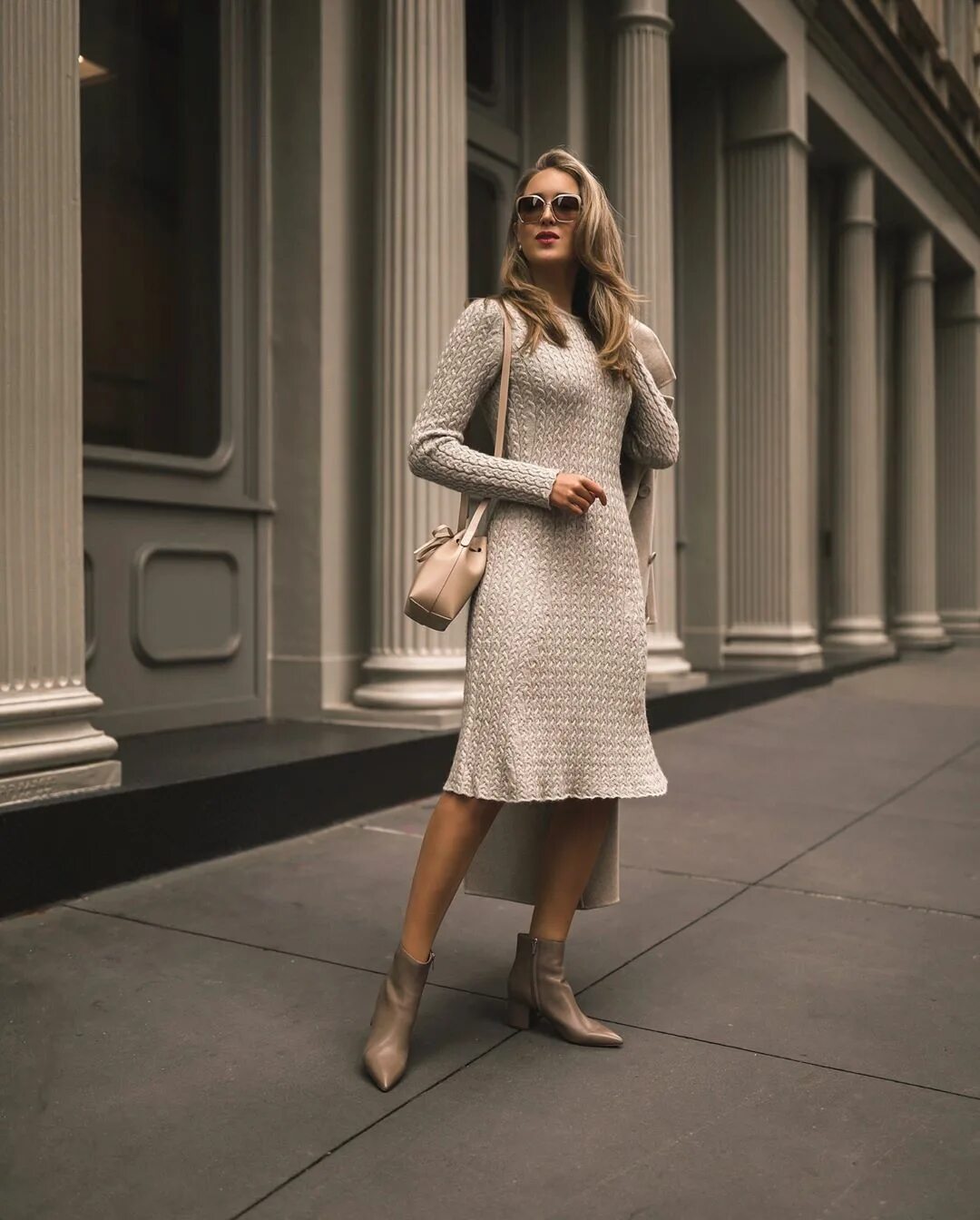 модные вязаные платья. трикотажные платья зима 2024. вязаные платья 2021 2022. стильные трикотажные платья. Stella mccartney fall winter 2021-2022.