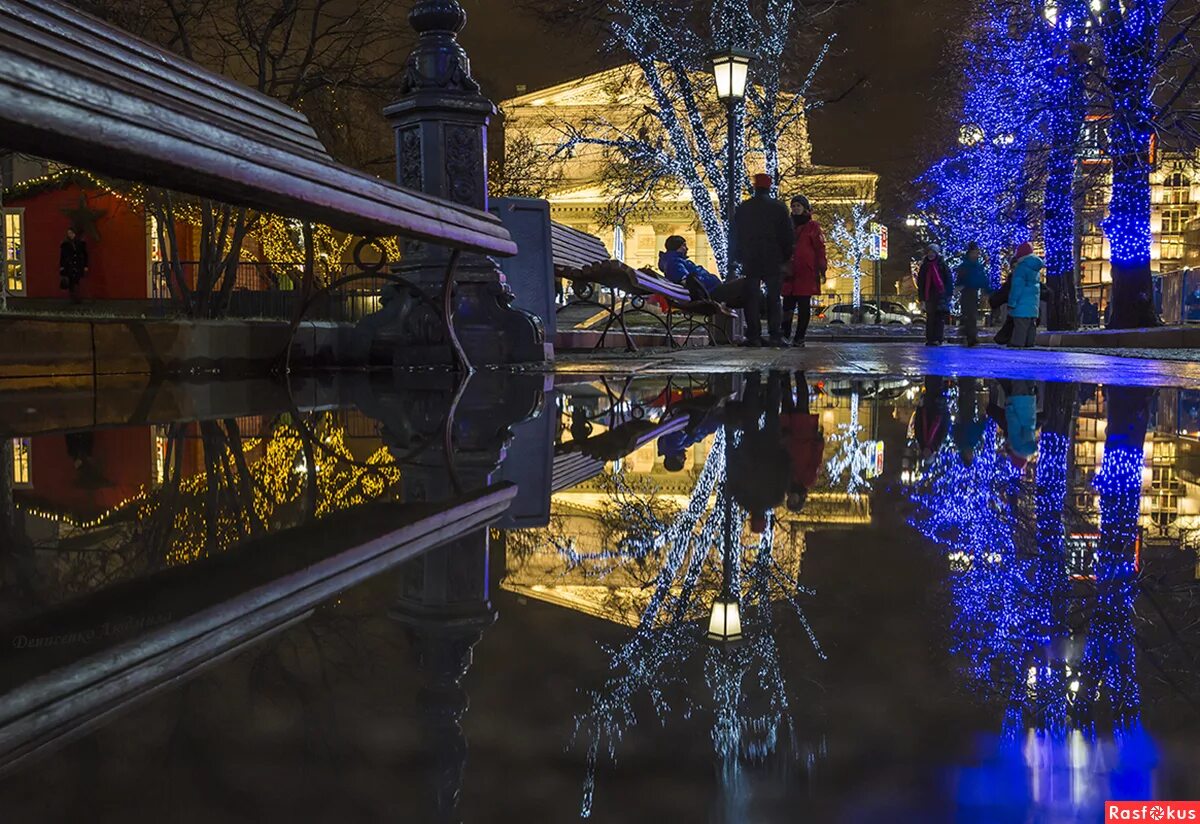 праздничная москва фото. салют москва река. москва 2019. новогодняя москва. вечерняя праздничная москва.