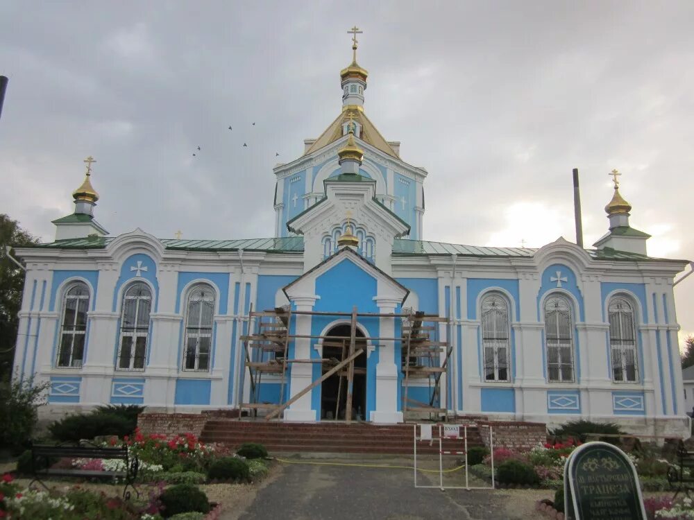 Милостиво богородицкий монастырь кадом. Храмы кадома рязанской области. Поселок кадом рязанская область. Женский монастырь богородицк. Милостиво-богородицкий женский монастырь.