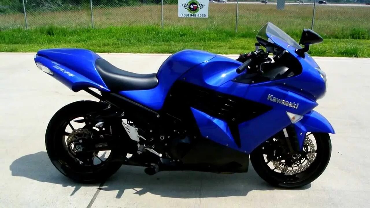 Мотоцикл кавасаки синий. Кавасаки ниндзя 650 2007. Kawasaki ninja 250r синий. Кавасаки ниндзя 250. Кавасаки ниндзя 650 синий.