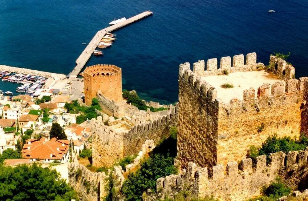 Крепость в алании. Крепость аланьи аланья. alanya kalesi, крепость аланьи. византийская крепость аланья. аланья крепость ич кале.