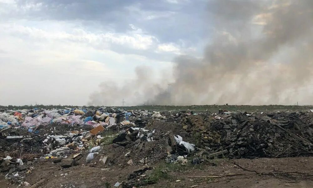 Газ в каменском. Полигон Каменск Шахтинский. Полигон ТКО Каменске-Шахтинском. Мусорный полигон Каменск-Уральский. Свалка полигоне в Каменск Уральский.