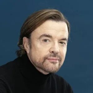 Пол кто озвучивал пола на русском