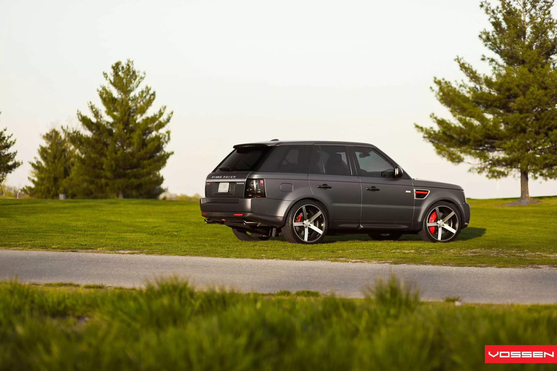 Range rover r22. Рендж ровер на воссен. рендж ровер спорт vossen. range rover sport r22.