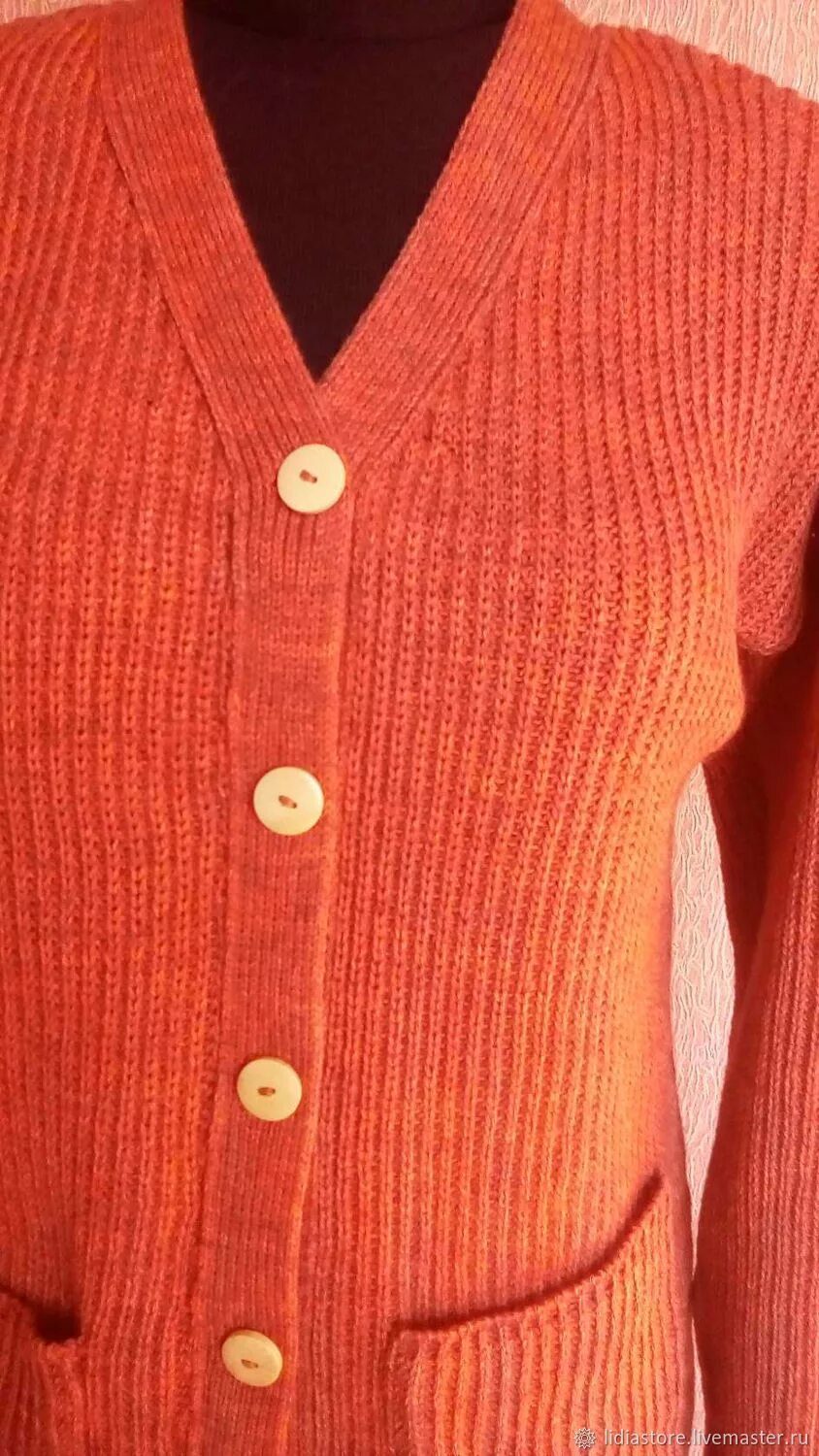 Кардиганы машинной вязки. Кардиган женский на вязальной машине. Кардиган на машине. Кардиган на машине. Кардиган на вязальной машинке.