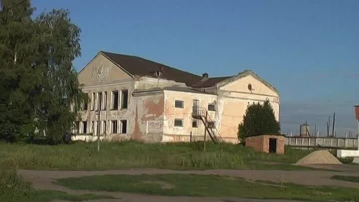 Погода ольшанка аркадакский район саратовская область. Ольшанка Аркадакский район. Село Малиновка Саратовская область Аркадакский район. Ольшанка школа Аркадакский район. Деревня Ольшанка Саратовская область Аркадакский район.