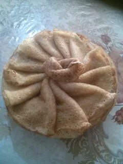 Блинчики с розой из блинов в середине Food, Desserts, Pie