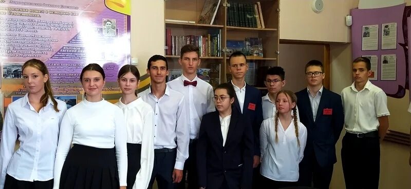 Школа 37 севастополь. 37 школа севастополь сайт. 37 школа севастополь сайт. Школа 19 севастополь. 37 школа севастополь сайт.