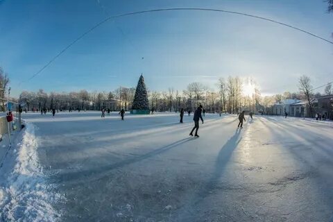 Катки работающие в марте