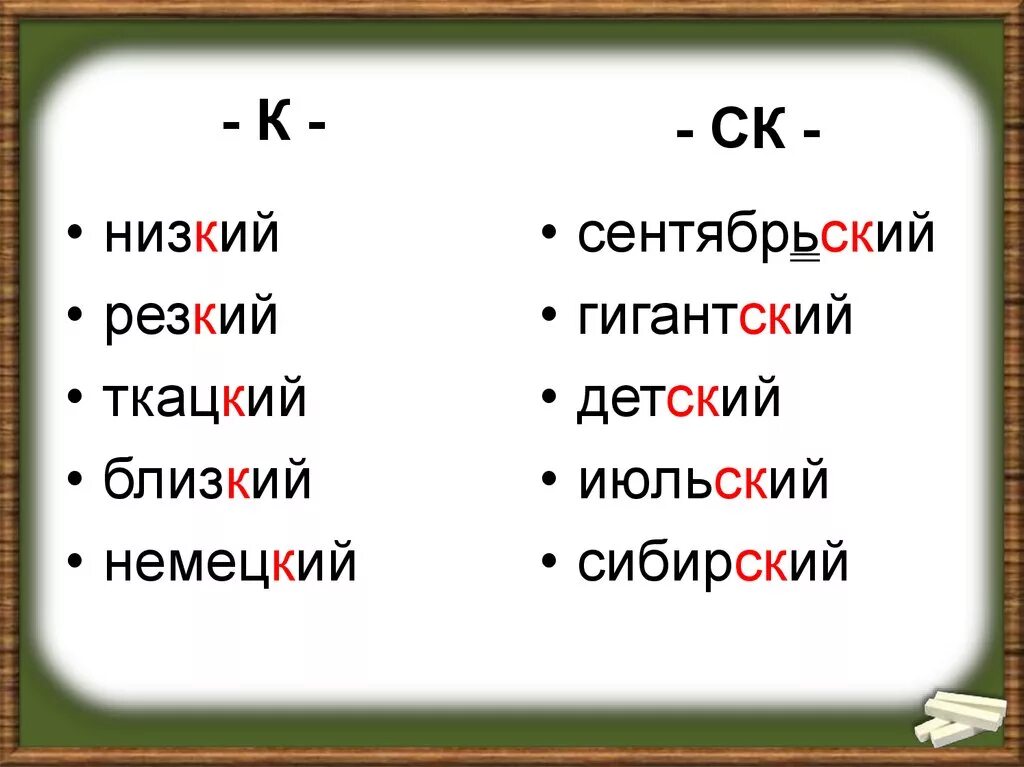 Низкий сентябрьский близкий. Ротонда киров осень. Природа улица. Александровский сад нижний осенью. Осенний дождь в городе.